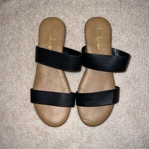 Lulu’s Black Sandals Size 7.5